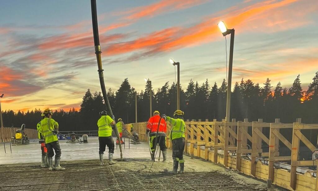 Silta auringonlaskussa Vt19