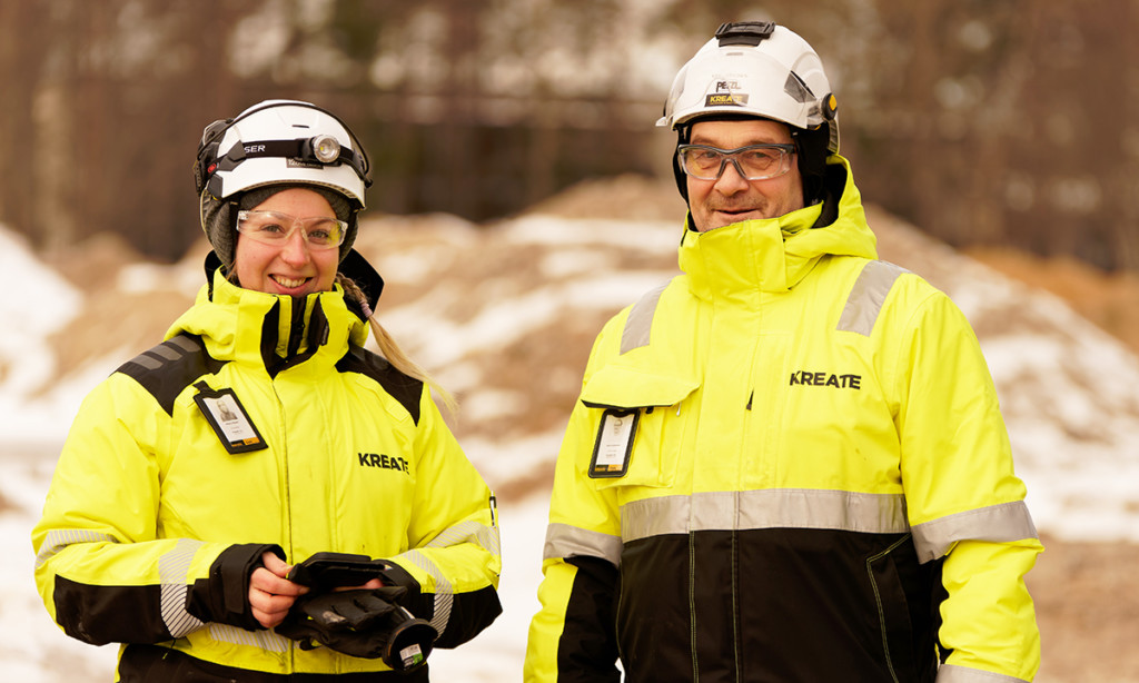 Kreaten työnjohtajat Noora Sipola ja Kari Lotvonen Tahkokankaan työmaalla Oulussa.