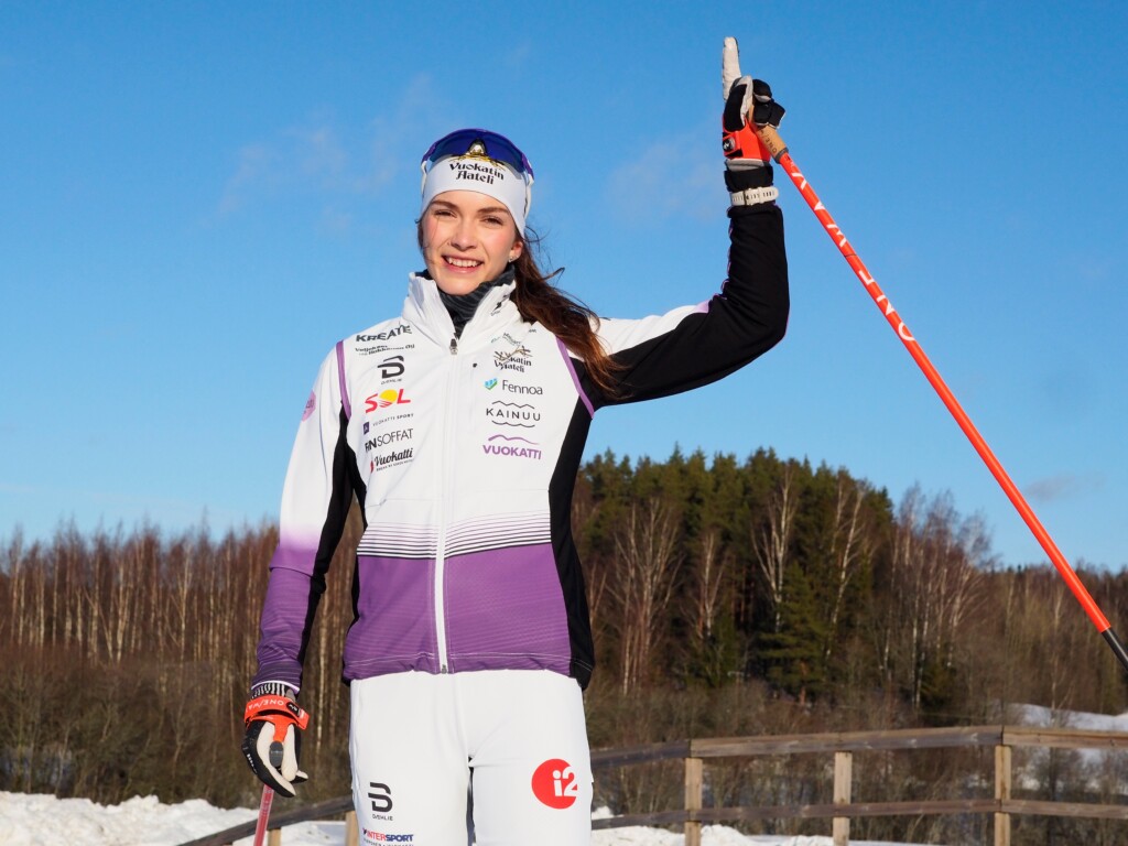 Kreaten sponsoroima hiihtäjä Jasmin Kähärä