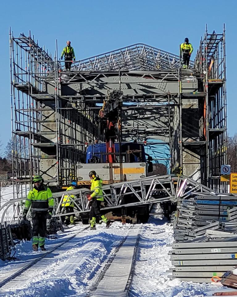 Kreate avartaa Tornionjoen ratasillan osana merkittävää sähköistämishanketta.