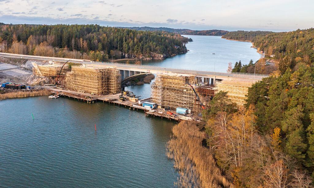 Hessundinsalmen silta viistosta